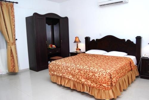 Al Shiraa Hotel Apartments Muskat Bagian luar foto